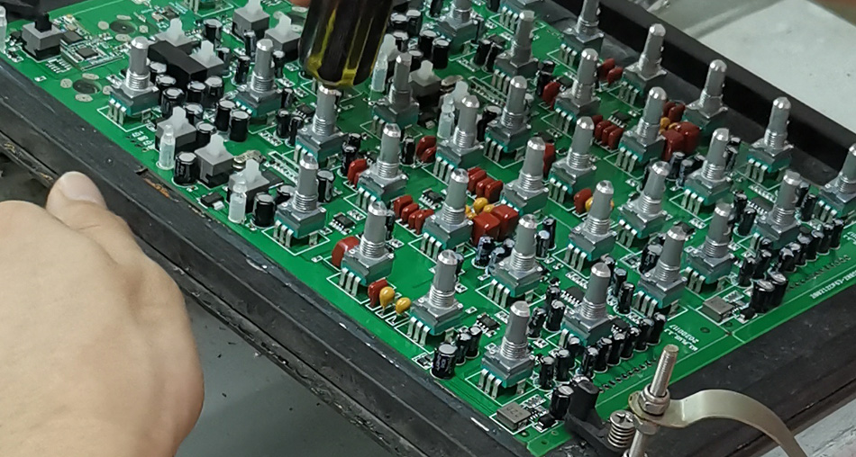 आपूर्ति श्रृंखला अनुकूलन गरेर PCBA कारखानाहरूको उत्पादन लागत कसरी घटाउने?